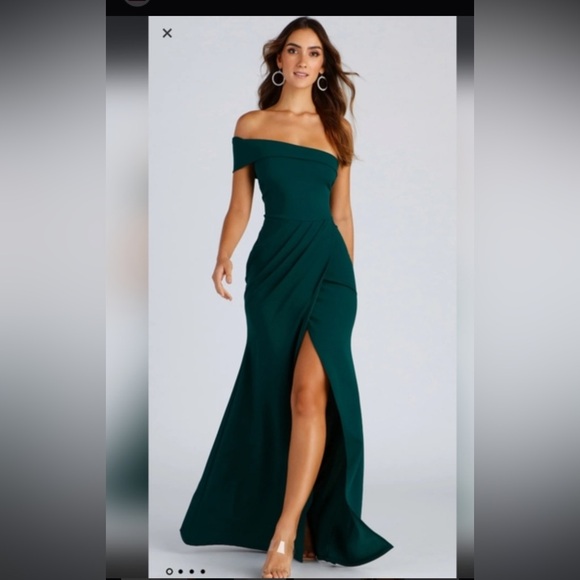 Windsor formal dress!! - Picture 1 of 2